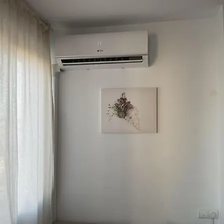 Helios - City Center - Parking Apartment *
